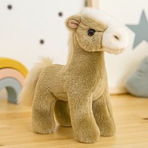 Konik Karmelowy Koń Stojący DUBI - 19cm