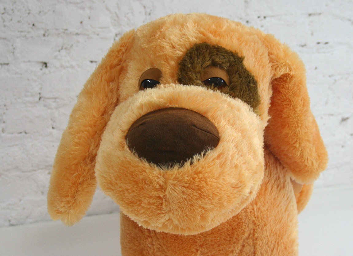 Pies Stojący Kumpel Brązowy Siedzisko - 77cm