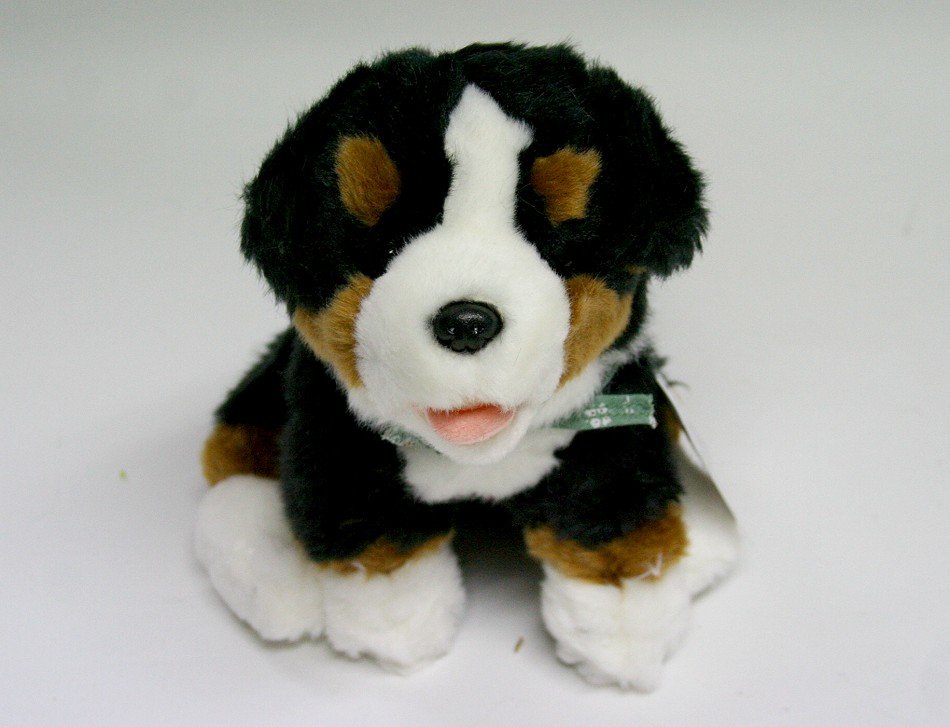 Pies Bernardyn Czarny (Głos) - 20cm