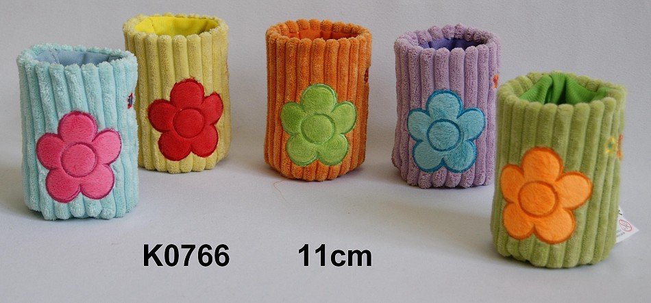 Kubek na przybory 5 kolorów - 11cm